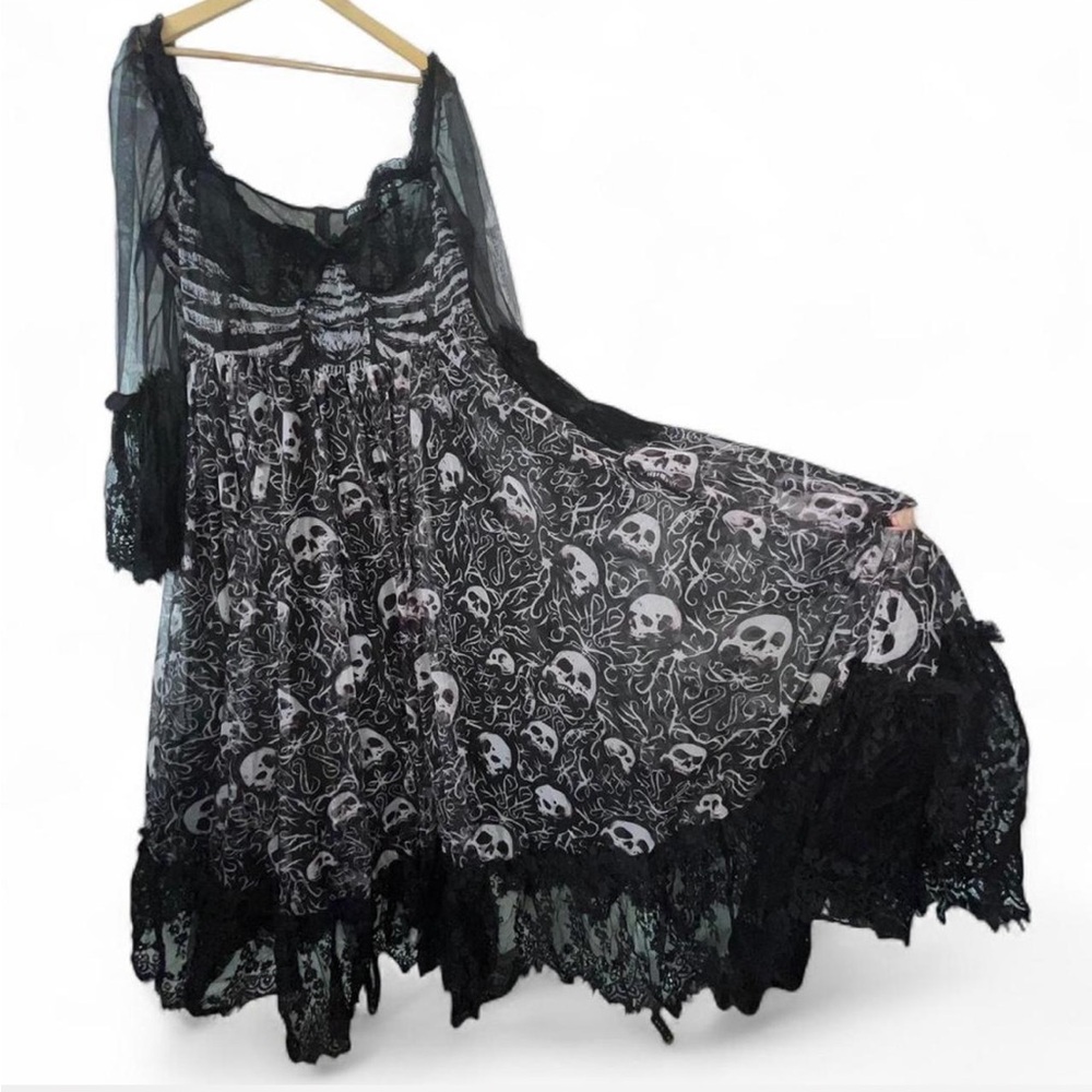 NWT Trickz n Treatz Plus Size 3x Black and White Sheer Maxi Dress With Skeletons - Picture 4 of 9
